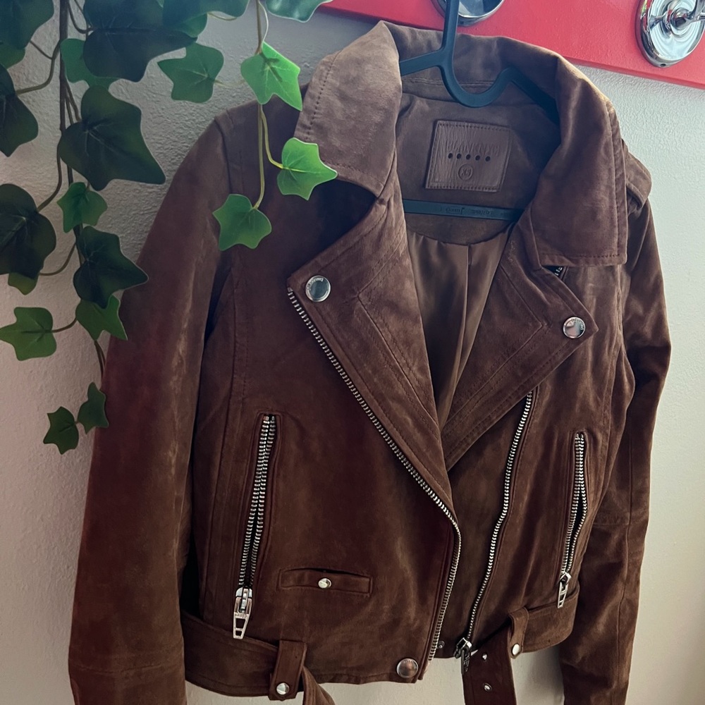 JACKET No tag